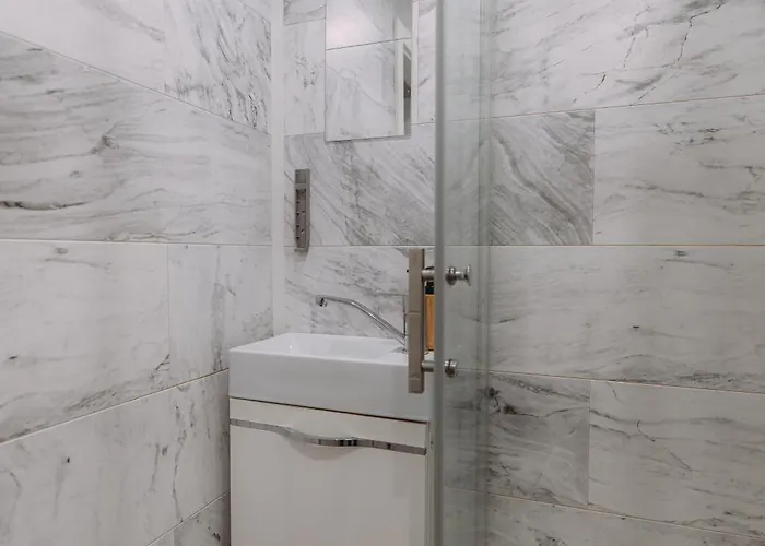 公寓 Vychozi Bod Pro Saske Svycarsko, Pet Friendly, Decinsky Moderni 德辛
