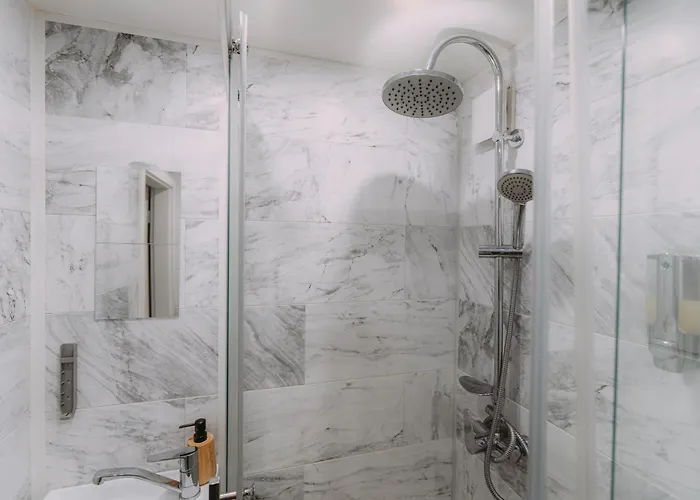 Vychozi Bod Pro Saske Svycarsko, Pet Friendly, Decinsky Moderni 德辛